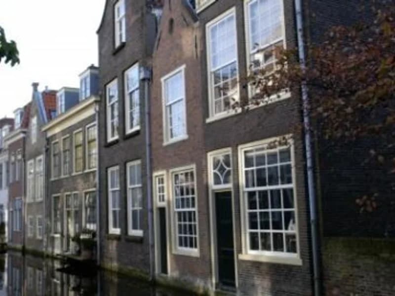 Dakdekker in Delft | VindInDeBuurt.nl Dakdekker Delft - Vind een betrouwbare dakdekker in Delft en omgeving