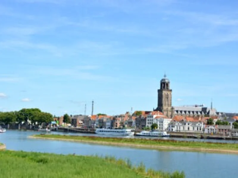 Dakdekker in Deventer | VindInDeBuurt.nl Dakdekker Deventer - Vind een betrouwbare dakdekker in Deventer en omgeving