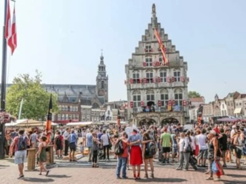 Dakdekker in Gouda | VindInDeBuurt.nl Dakdekker Gouda - Vind een betrouwbare dakdekker in Gouda en omgeving